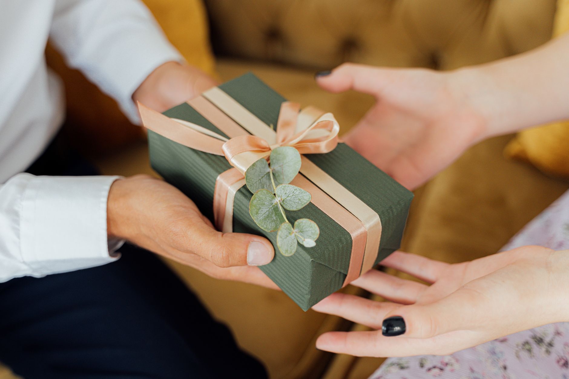 Quiet luxury gift guide for travellers
